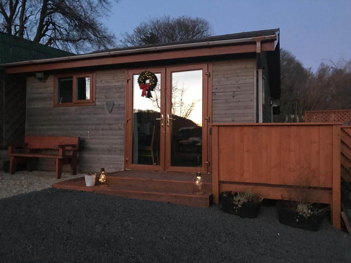 Swansea Log Cabin Pontardawe Extérieur photo